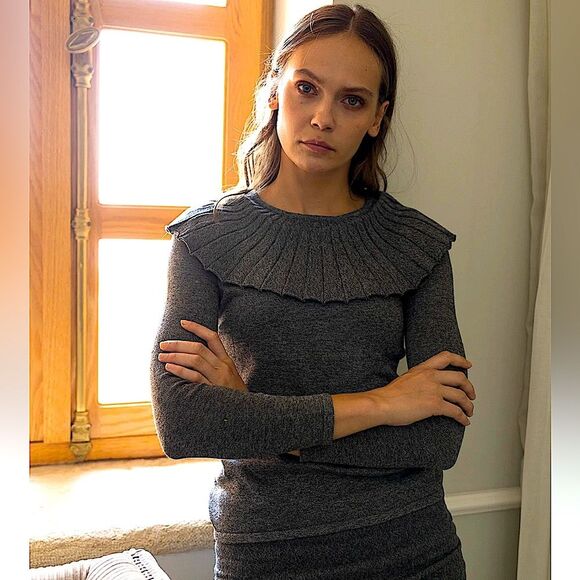 NEW Udel New York Charcoal Grey Knit Pleated Collar Long Sleeve Top Size Large - Picture 3 of 9